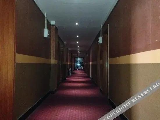 Сяньян: Xinrenlei Express Hotel