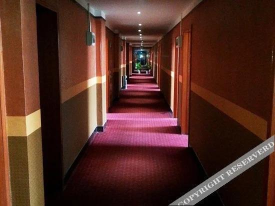 Сяньян: Xinrenlei Express Hotel