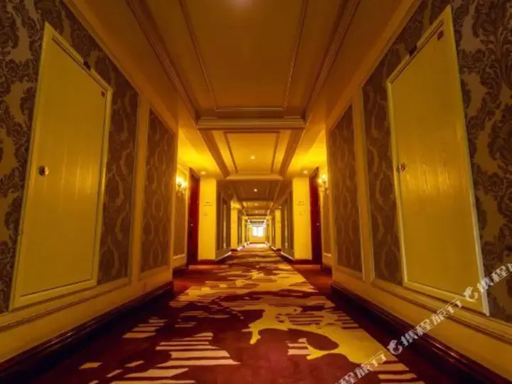Чжоушань: Shihai Hotel