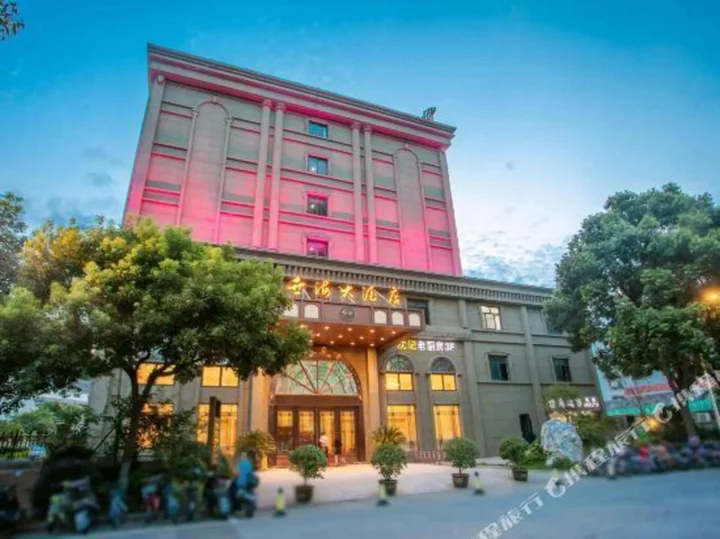 Чжоушань: Shihai Hotel
