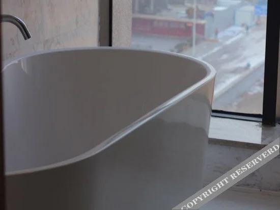 Чжэнчжоу: The Ruihe Hotel (Zhengzhou High-speed Railway Station)