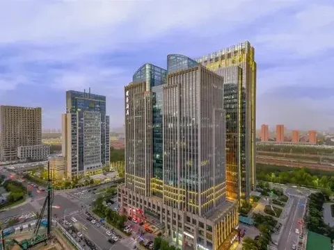 Чжэнчжоу: The Ruihe Hotel (Zhengzhou High-speed Railway Station)