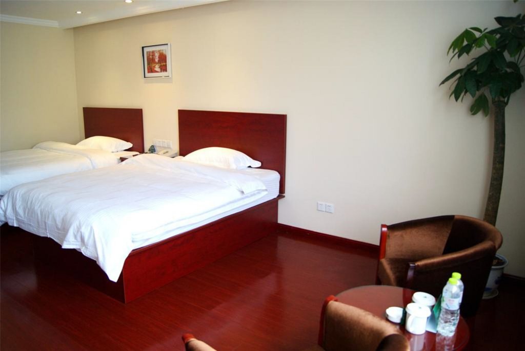 Хуаншань: GreenTree Inn Huangshan TangKou Town Scenic Spot South Gate Transfer Center Hotel