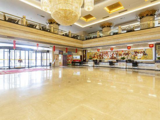 Ордос: 鄂尔多斯恒信大酒店