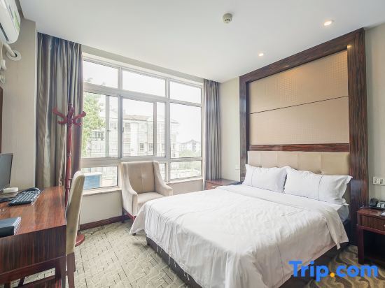 Ичунь: Wentang Yupan Hotel