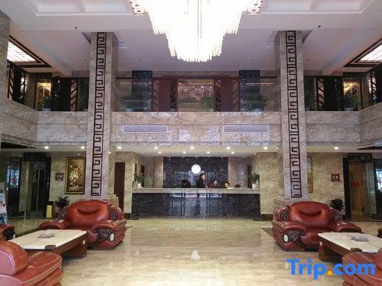 Ичунь: Wentang Yupan Hotel