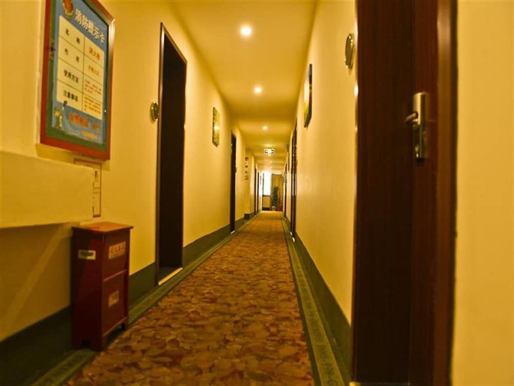 Яньчэн: 格林豪泰智选酒店（盐城响水县店）