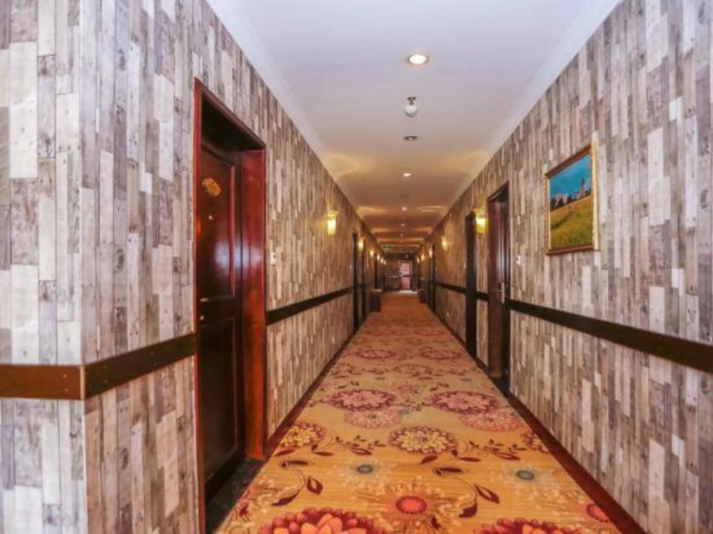 Джиангме: Yazhi Hotel Kaiping
