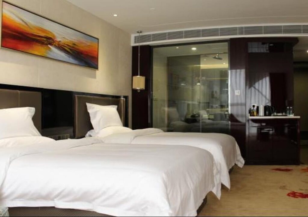 Янгиианг: Lavande Hotel (Yangjiang Xiping Road Walmart)