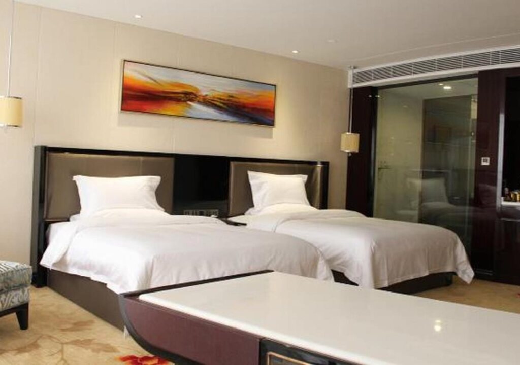 Янгиианг: Lavande Hotel (Yangjiang Xiping Road Walmart)
