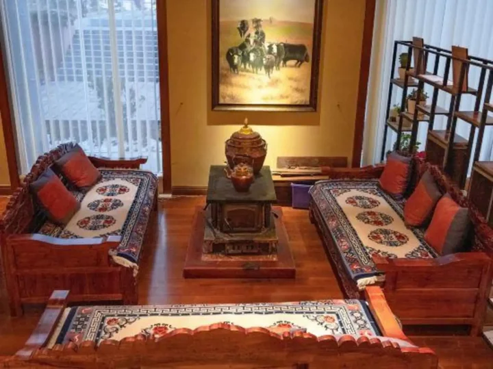 Шангри-Ла: Zangbao Zhijia Hotel