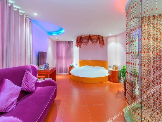 Чунцин: Caifu Holiday Hotel