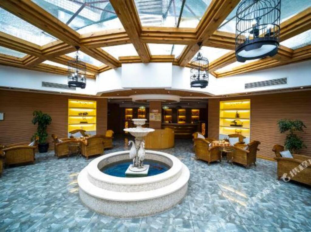 Ибинь: Haiyun Holiday Hotel