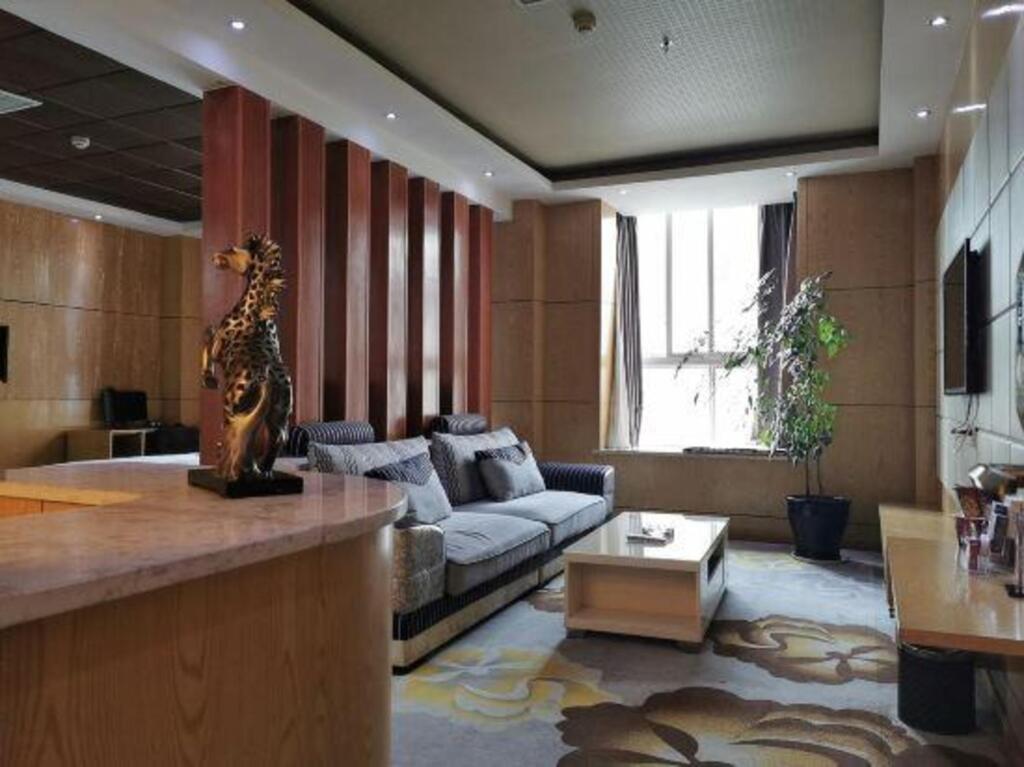 Ибинь: Haiyun Holiday Hotel