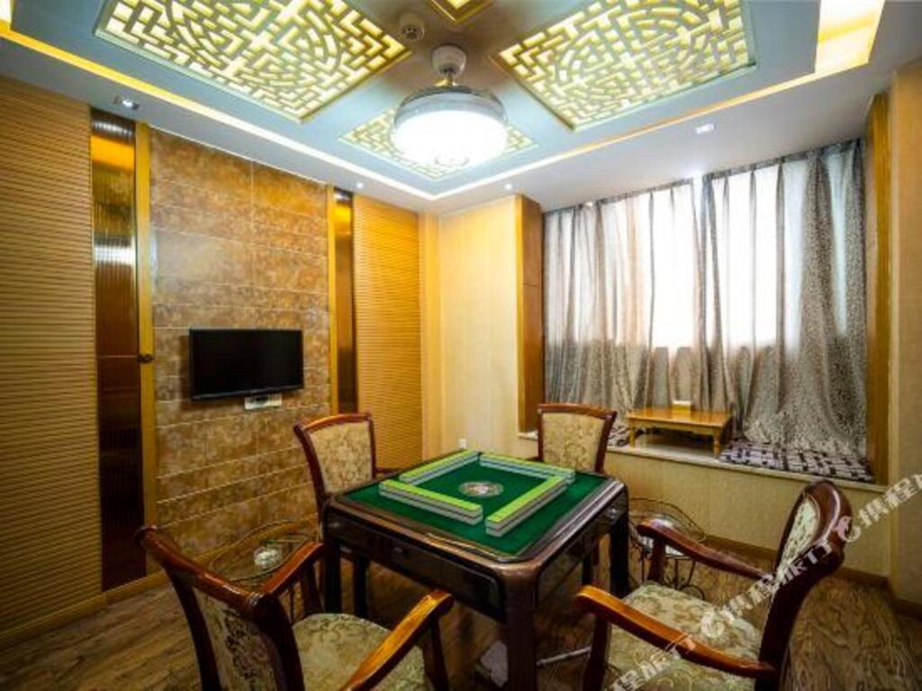 Ибинь: Haiyun Holiday Hotel