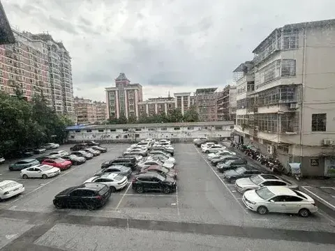 Пинсян: Maison Realm Hotel