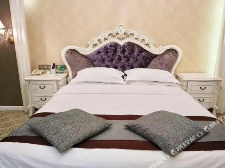 Фуян: Taihe Shangjue Holiday Hotel