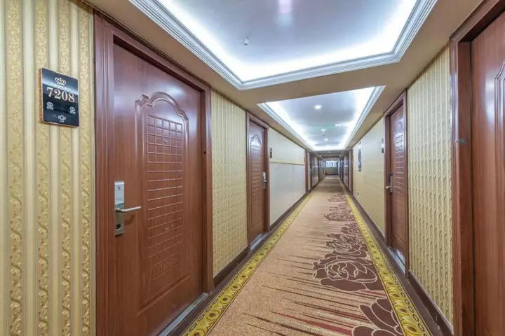 Чунцин: Chongqing Juhao Wanjia Hotel (Jintong Road Subway Station, Auto Expo Center)
