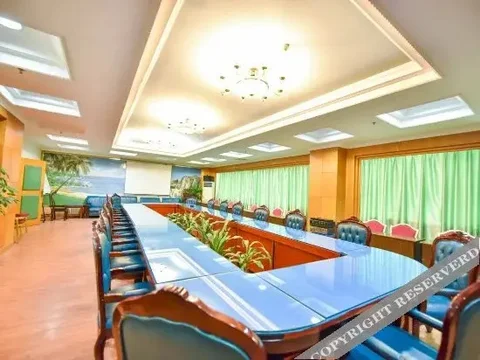 Хайкоу: Xinhua Dayingshanhong Hotel (Haikou Jinniuling Store) (Currently unavailable)