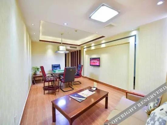 Хайкоу: Xinhua Dayingshanhong Hotel (Haikou Jinniuling Store) (Currently unavailable)