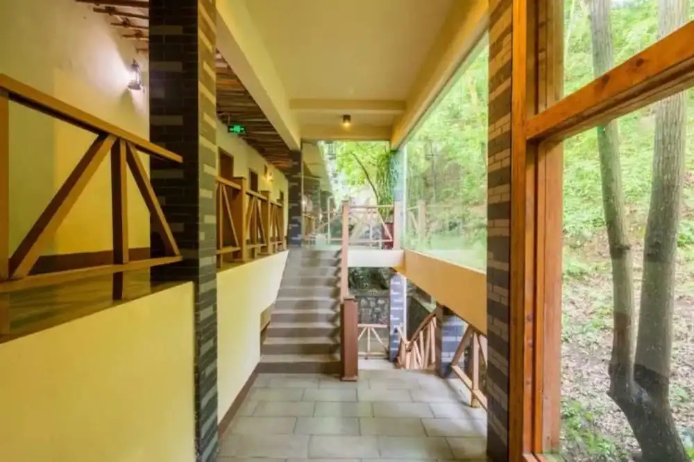 Гуйлинь: Guilin Shenlong Valley Qinglan Resort