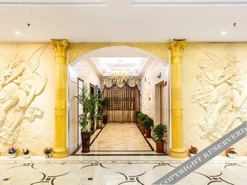 Дунъян: Dong Que Chun Lan Grand Hotel