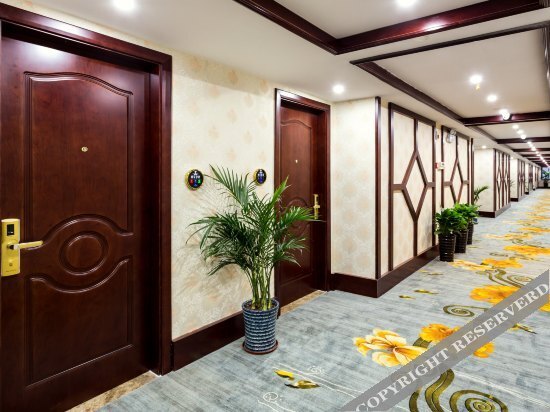 Дунъян: Dong Que Chun Lan Grand Hotel