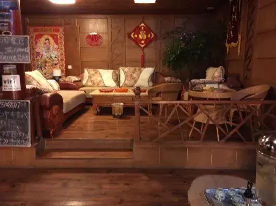 Лицзян: Lugu Lake Zhenmeilige Hostel