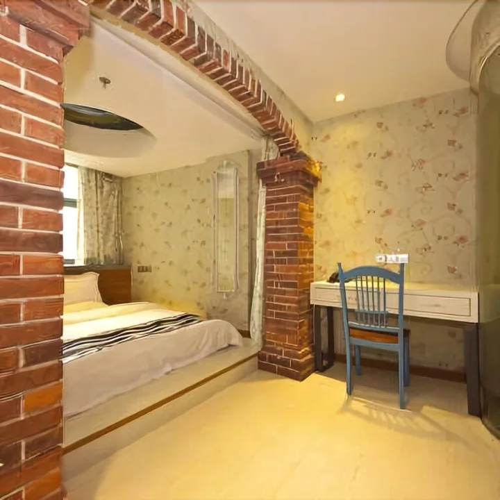 Фучжоу: Tata Theme Hotel
