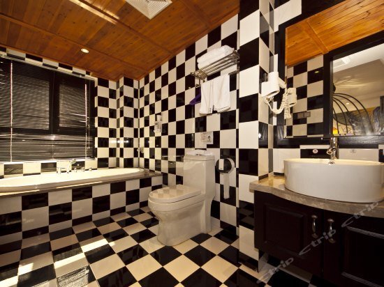 Фучжоу: Tata Theme Hotel