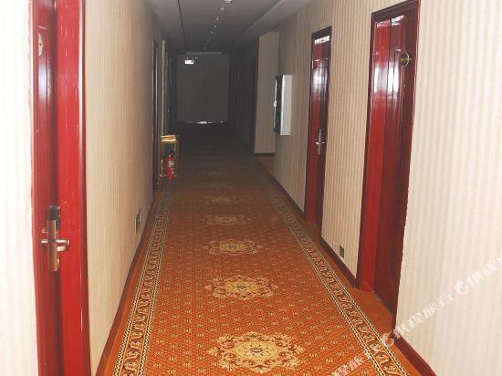 Синин: Xiadu Yingshi Hotel