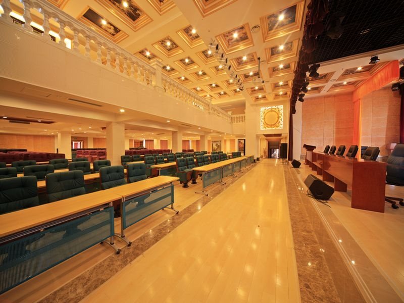 Ваньнин: Xinglong Old Banyan Hotel
