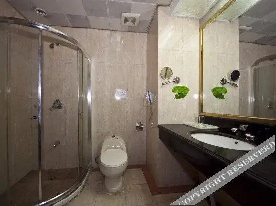 Наньпин: Huanyu Hotel