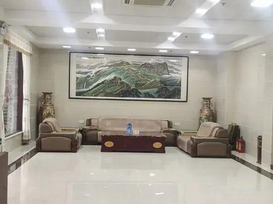 Шаньтоу: Rencai Hotel (Nan'ao)
