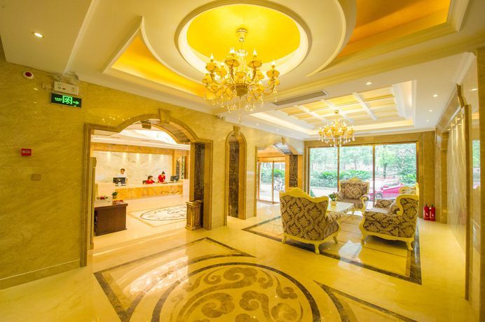 Яншо: Yangshuo Ziwei International Hotel