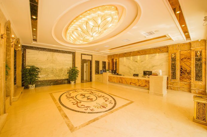 Яншо: Yangshuo Ziwei International Hotel