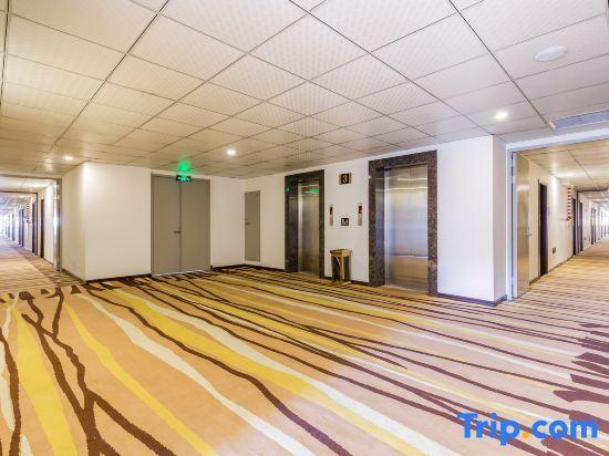 Чжанцзякоу: Huatian Caohai Holiday Hostel
