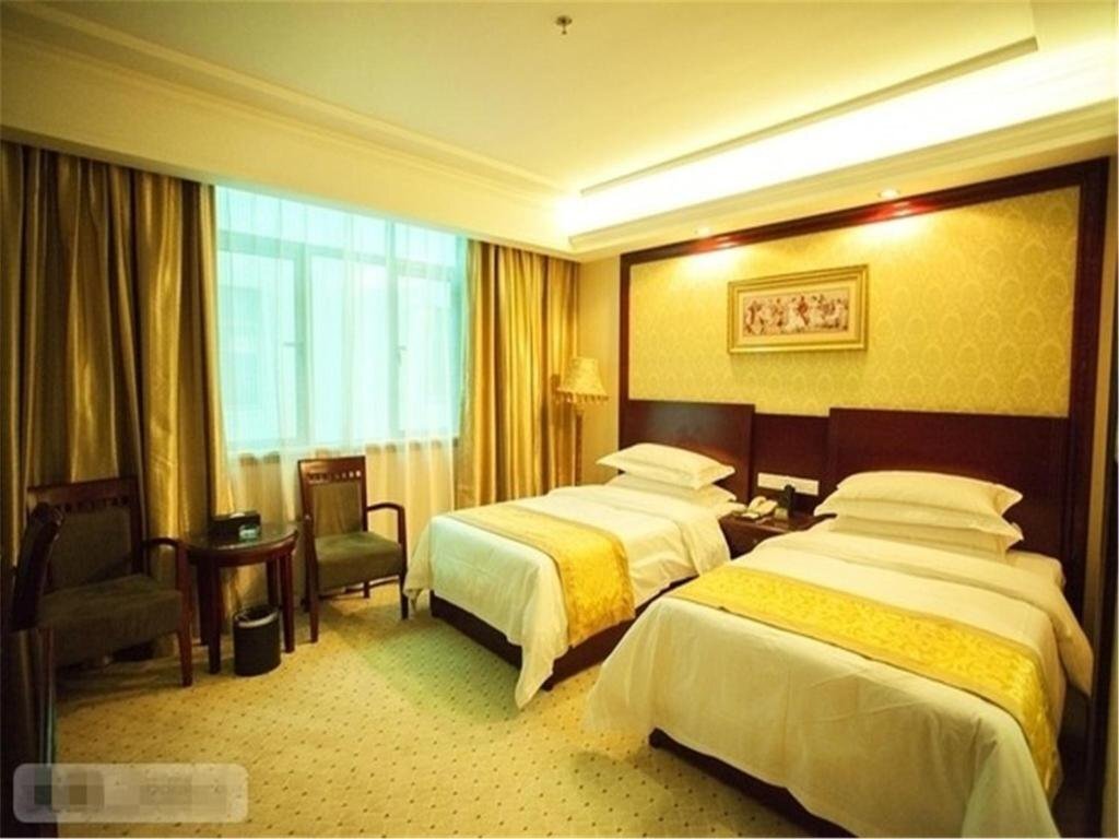 Аньцин: Vienna Classic Hotel Anhui Tongcheng Road Branch