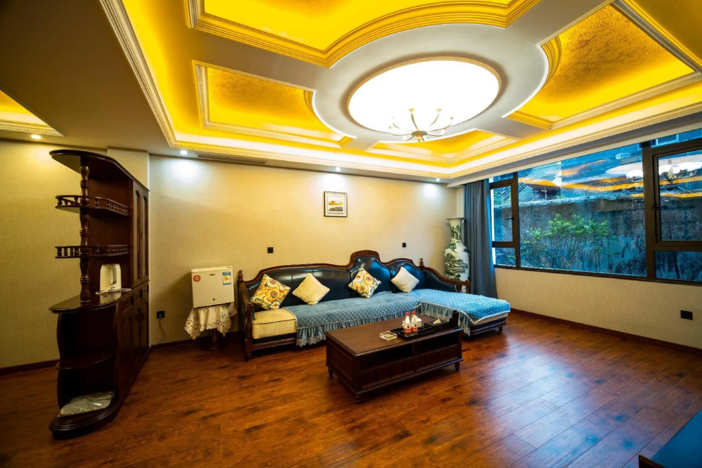 Ибинь: Xingwen Yinfeng Hotel