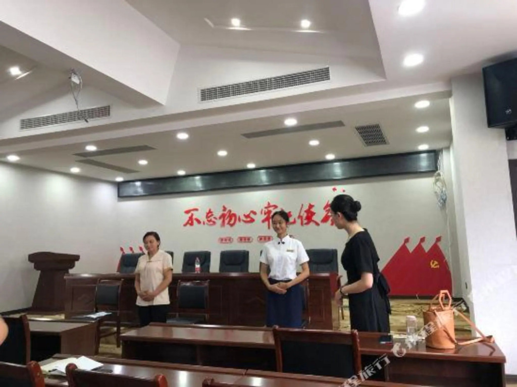 Ибинь: Xingwen Yinfeng Hotel