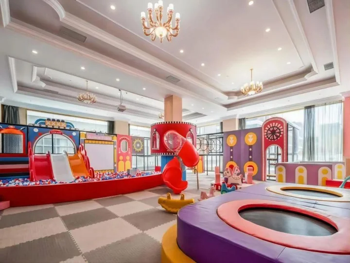Шанхай: Orange Crystal Hotel
