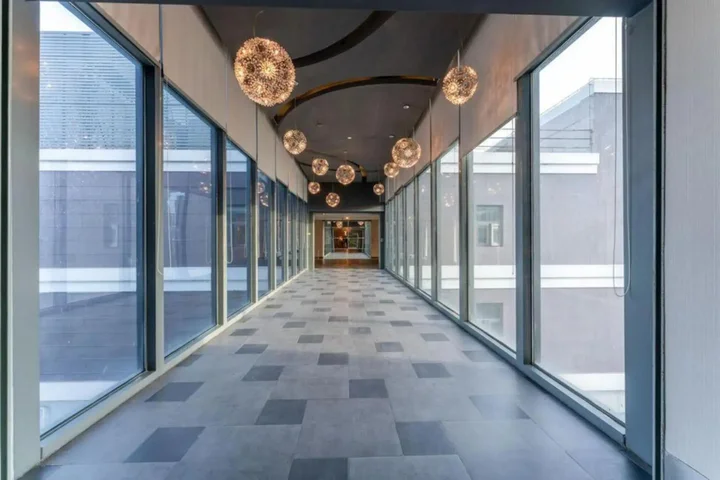 Шанхай: Orange Crystal Hotel