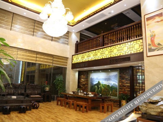 Цзиньюань: Sunshine Holiday Hotel