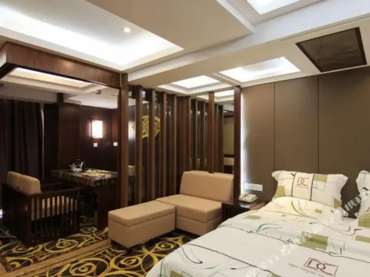 Laibin: Ding Chang Hotel