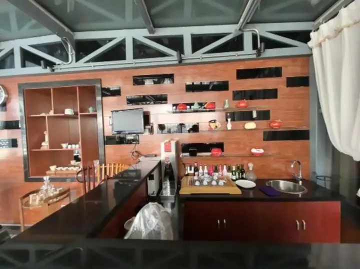 Харбин: Harbin Sikaiwo Business Hotel