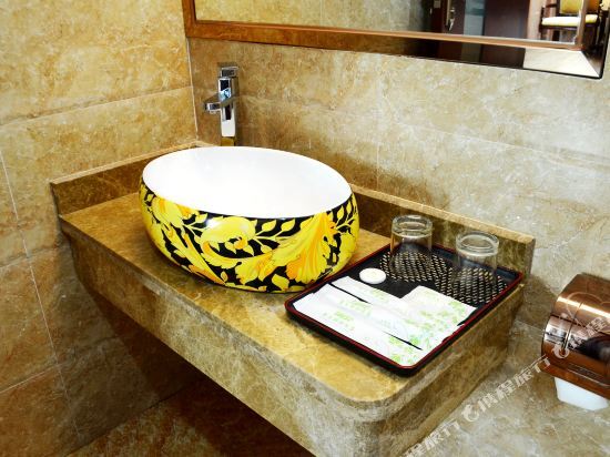 Хойчжоу: Huayue Premium Hotel