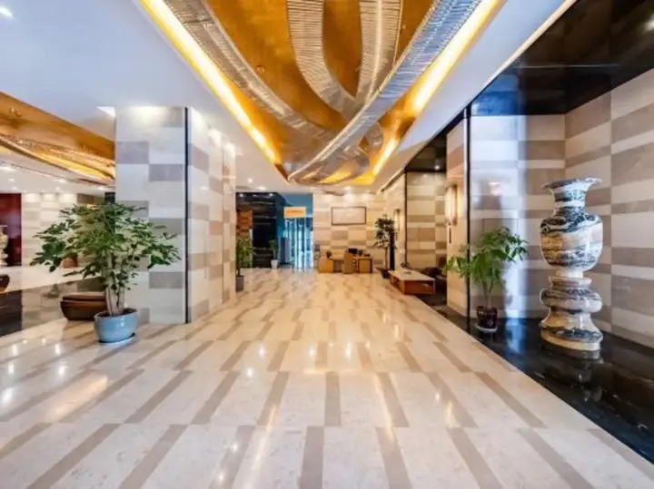 Куньмин: Kunming Dingyi Hotel (Haiyuan Road Xicheng Times Square Branch)