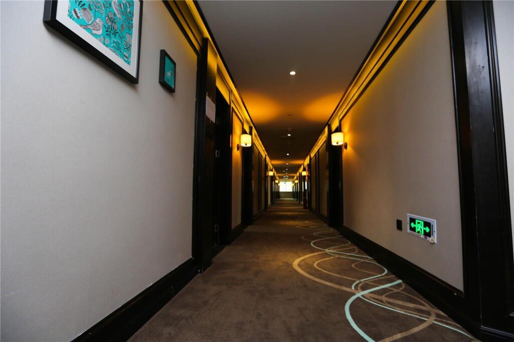 Чжэнчжоу: Xana Hotelle·Zhengzhou Weilai Road Exhibition Center