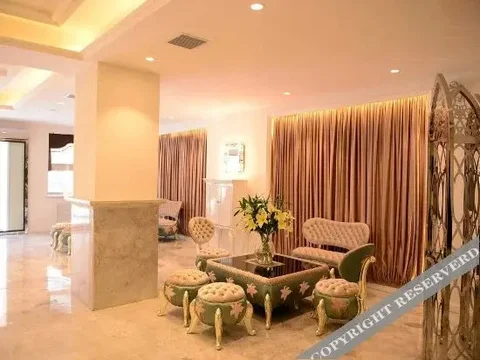 Харбин: Zhongwei Hotel (Harbin International Convention and Exhibition Center)