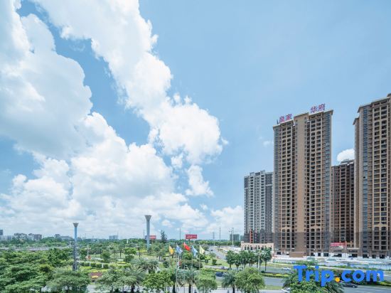 Фанчэнган: Longde International Hotel
